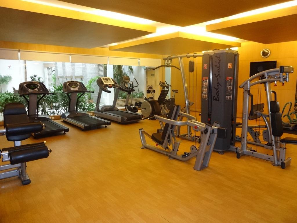 Ellaa Hotel Gachibowli Хайдарабад Экстерьер фото