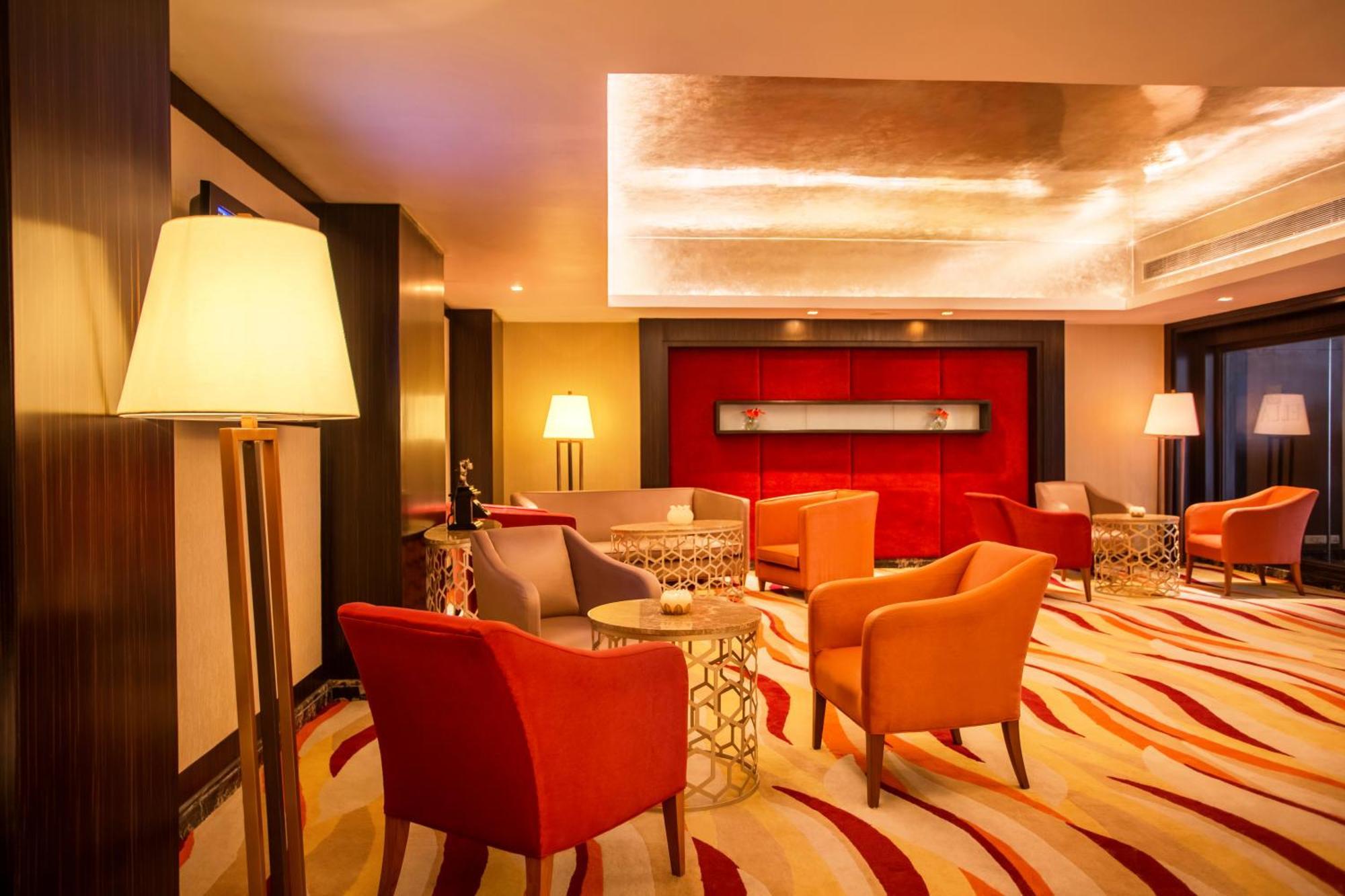 Ellaa Hotel Gachibowli Хайдарабад Экстерьер фото