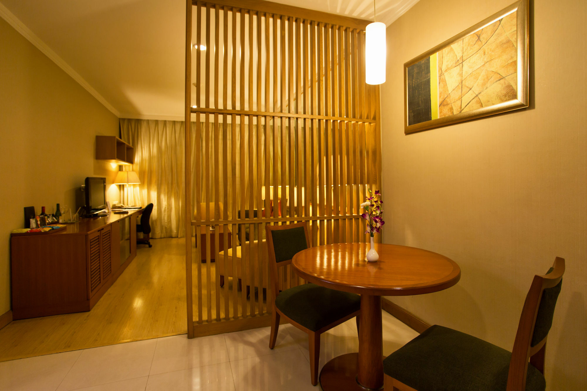 Ellaa Hotel Gachibowli Хайдарабад Экстерьер фото
