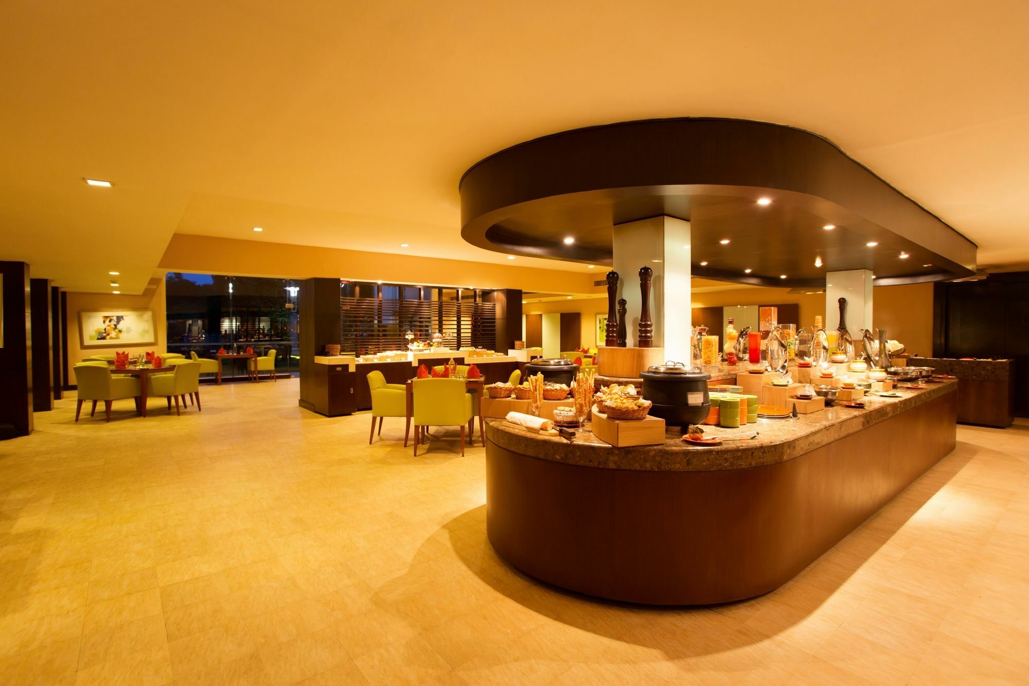 Ellaa Hotel Gachibowli Хайдарабад Экстерьер фото