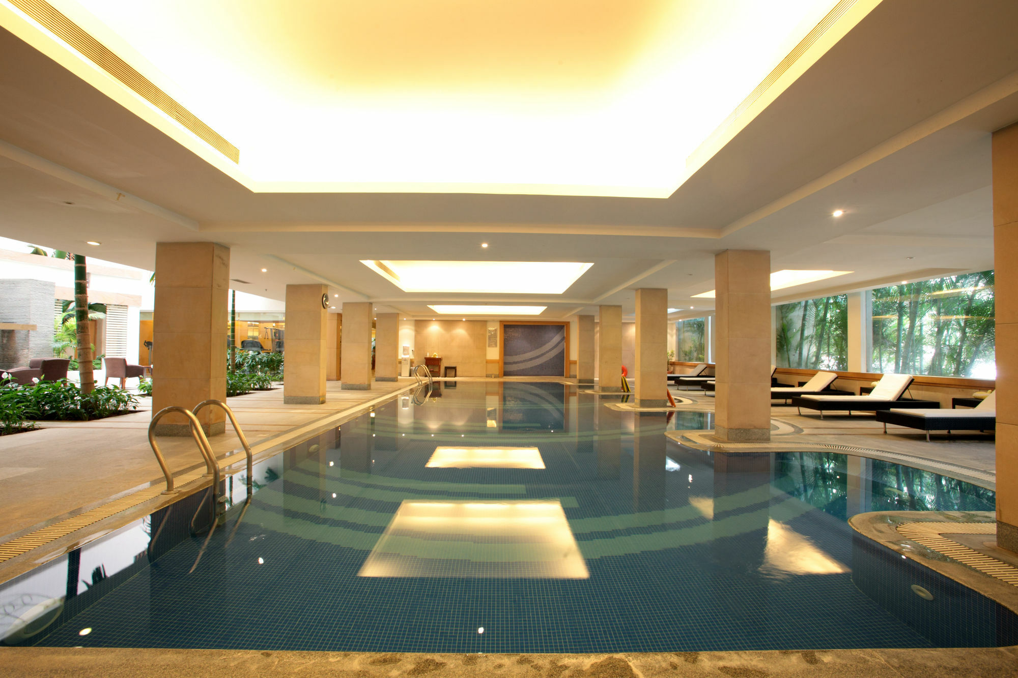 Ellaa Hotel Gachibowli Хайдарабад Экстерьер фото