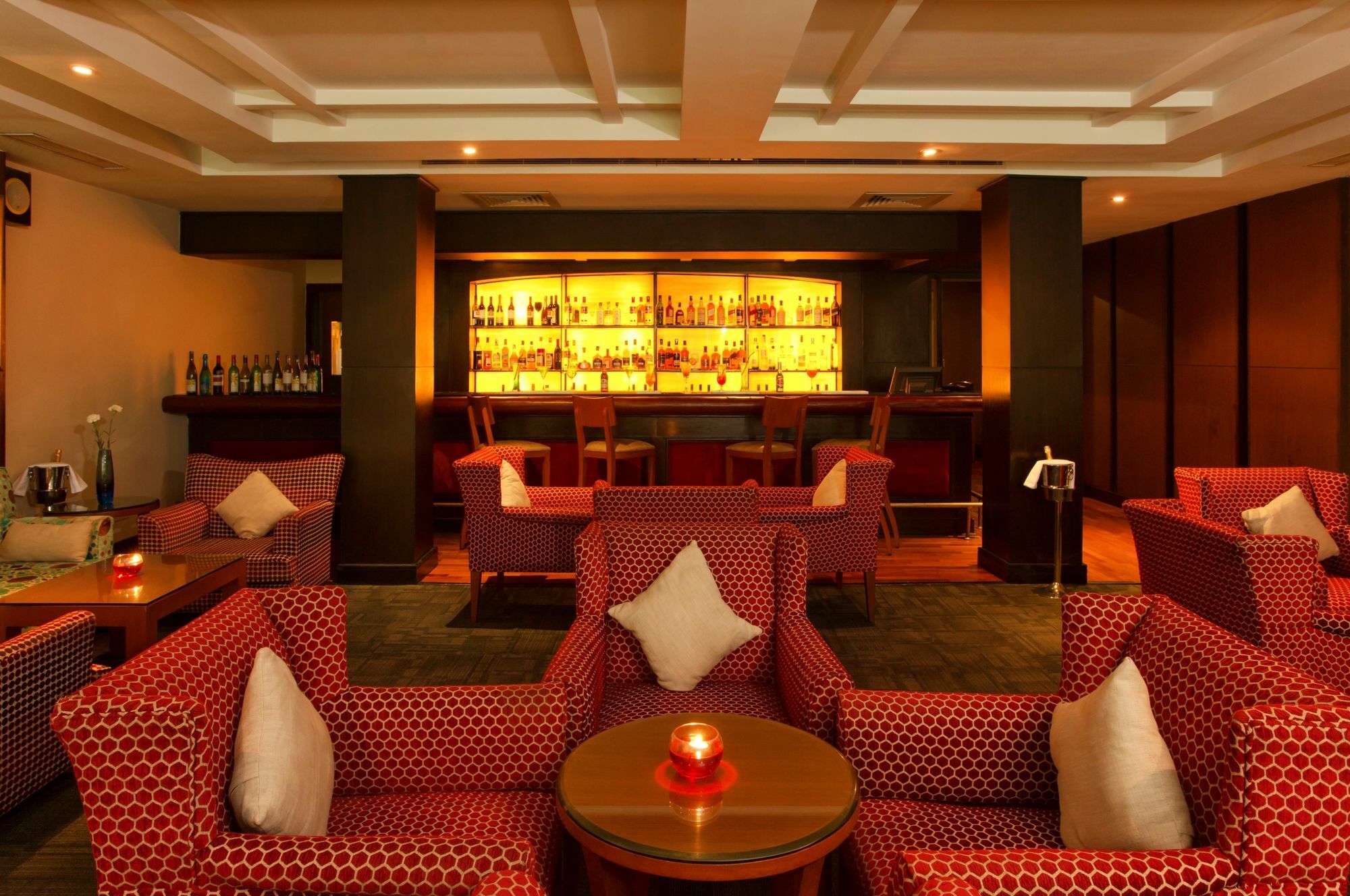 Ellaa Hotel Gachibowli Хайдарабад Экстерьер фото