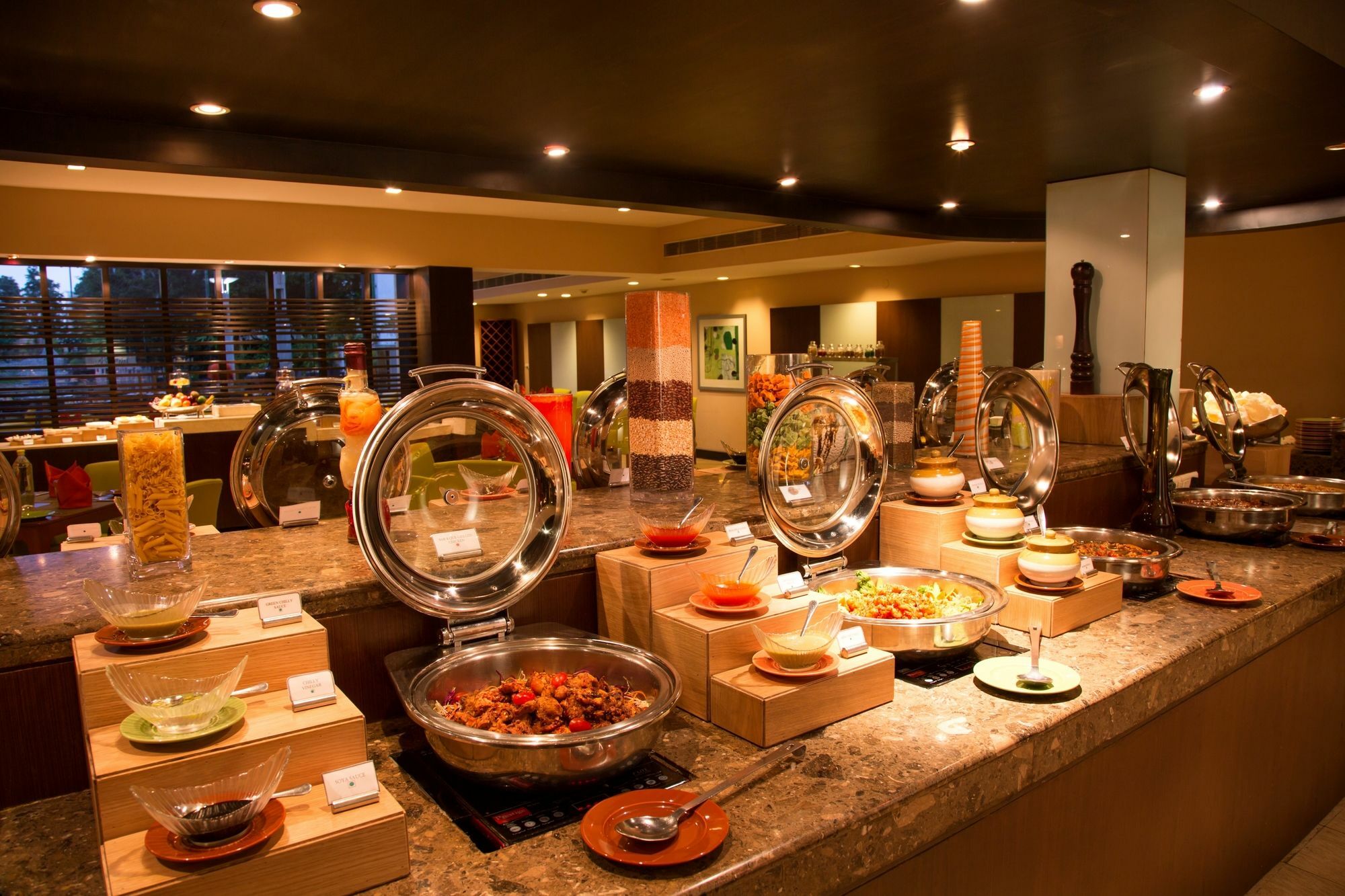 Ellaa Hotel Gachibowli Хайдарабад Экстерьер фото