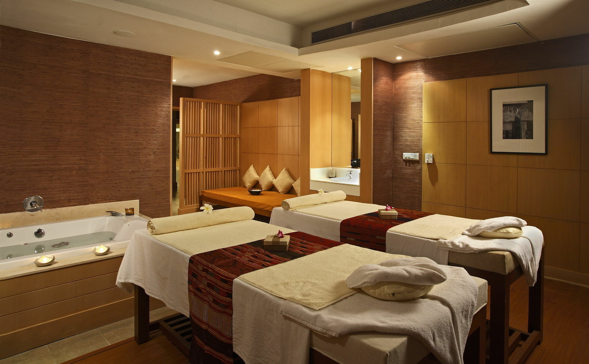 Ellaa Hotel Gachibowli Хайдарабад Экстерьер фото
